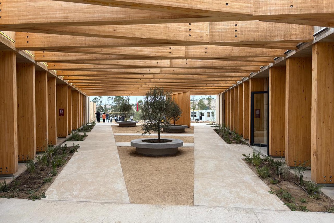 INAUGURACIÓN COLEGIO HUMBOLDT